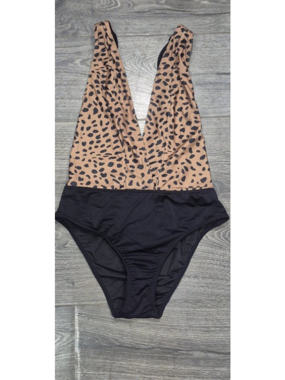 FEATHER 11 Cheetah Plunge One-piece Open Back Bathing Suit Women's Size Large
